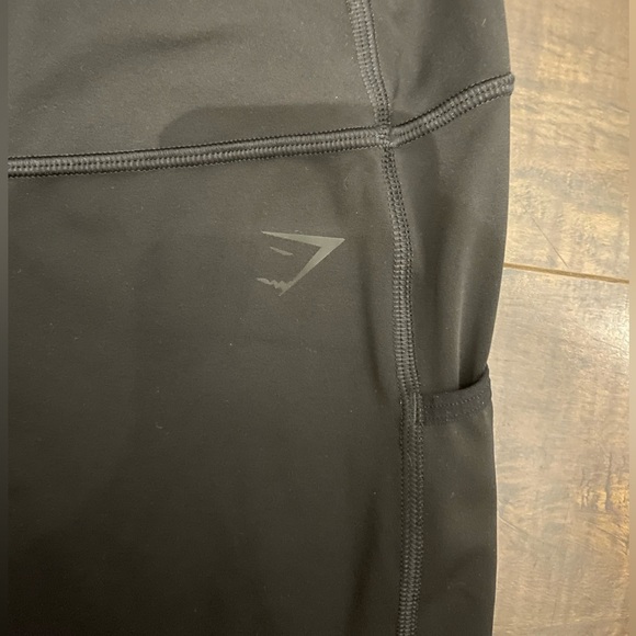 Gymshark Black Pocket Leggings - Picture 2 of 5